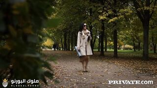 مهندسة شابة تعرف كيف تخون زوجها