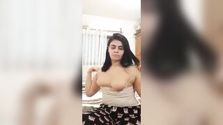 سورية صدرها حلوة تطلعة وتراويكيا xnxx – مشاهدة سكس عربي كامل