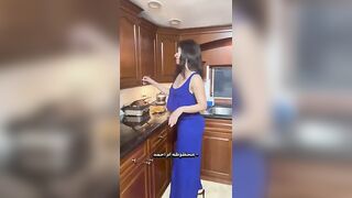 الينا انجل العراقية تناج في المطبخ – مشاهدة سكس عربي كامل